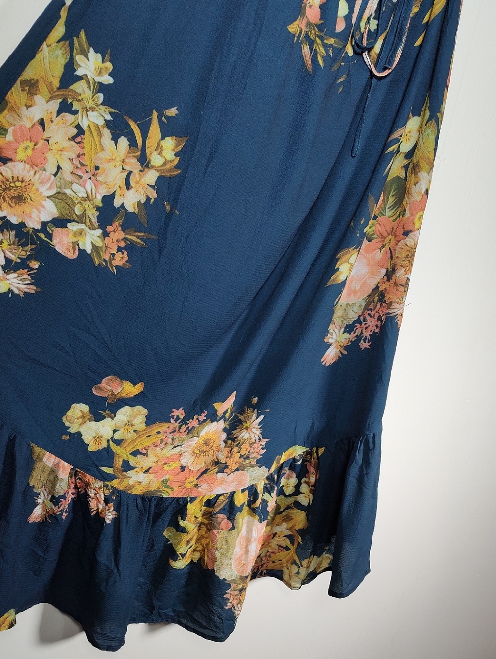 NWT Hello Molly Seattle Love halter wrap maxi floral dress 4 - Picture 8 of 14